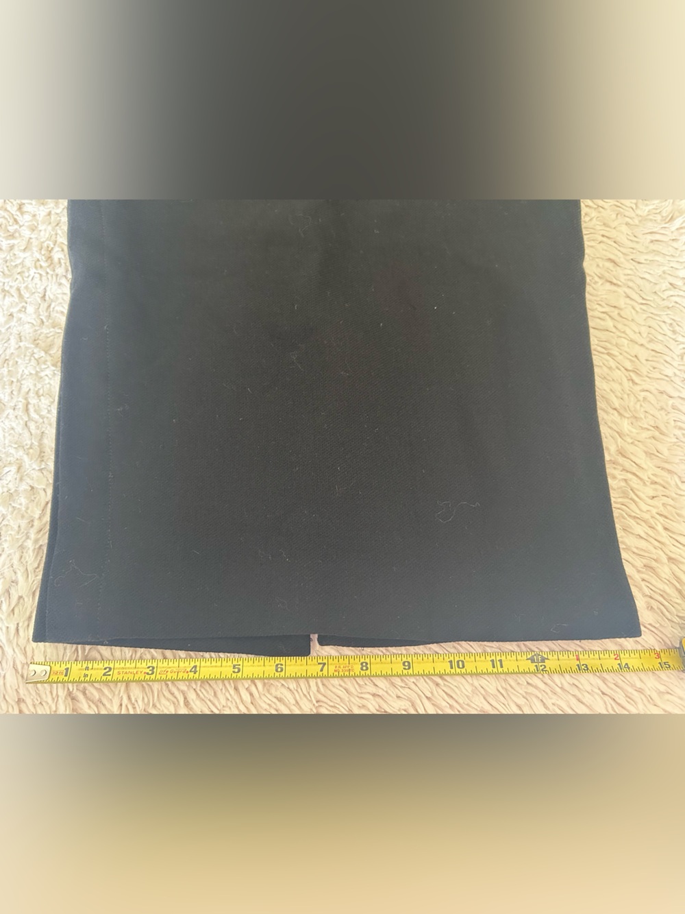 Prada Black Crepe Fully Lined Pencil Skirt w/7.5” Back Slit. Size 44. US Size 8 - Picture 5 of 8